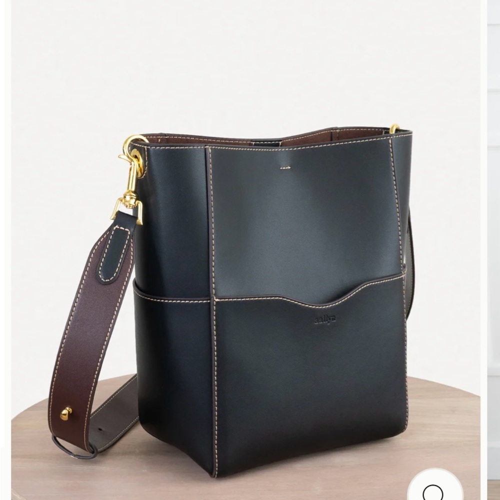 Aallyn Jordan Bag